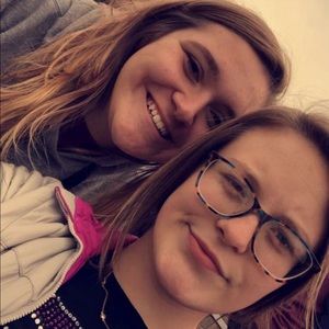 Meet your Posher, Jade